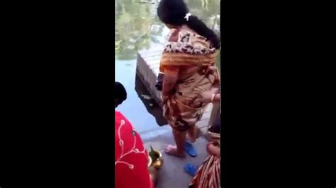 Women Bathing Openly In Pond Video Captured By Hd Cam Youtube