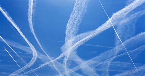 Heres What Scientists Really Think About Chemtrails Huffpost