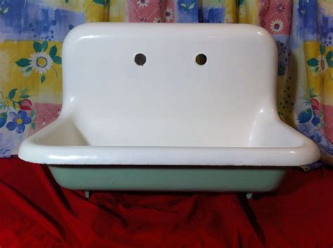 Find great deals on ebay for cast iron farmhouse sink. Vintage Cast Iron Farm Sink Antique Farmhouse Green 1923 ...