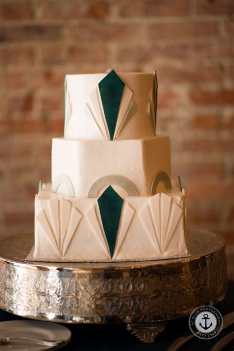 The cake lady creates wonderful cakes for weddings and events we want to help you bring your dream wedding cake and ideas to life. Cheri & Eli | Sioux Falls, South Dakota Wedding Planning | Photo by www.acellisweddings.co ...