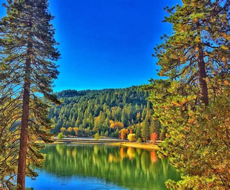 For A Perfect Socal Day Head To This Picturesque Lake For A Refreshing