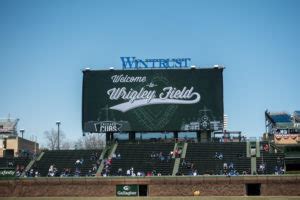 Travel Guide To Wrigleyville In Chicago Thyme Love