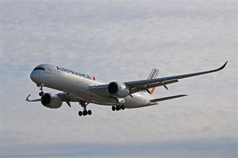 F-HTYA: Air France Airbus A350-900 (First In Fleet)