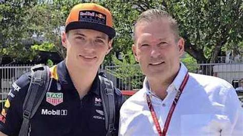 Een oom en een neef van haar zitten in de racerij en zelf was ze fanatiek karter. Jos Verstappen opnieuw vader geworden | Entertainment | Telegraaf.nl