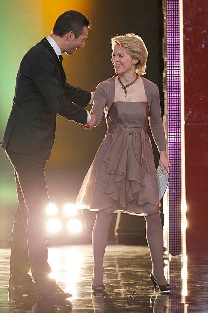 Ursula von der leyen was born on october 8, 1958 in ixelles, brussels, belgium as ursula albrecht. Ursula Von Der Leyen Bilder und Fotos - Getty Images ...