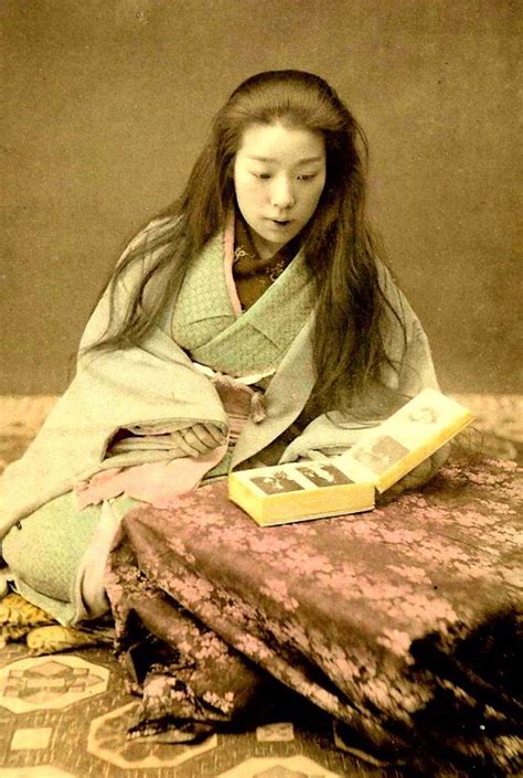 25 Impressive Vintage Portraits Of Maiko And Geisha With