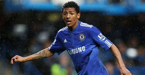 Galatasaray, patrick van aanholt'u kap'a bildirdi. I almost quit playing football at Chelsea- Van Aanholt ...