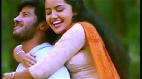 Anupama Parameshwar Boobs Smashed By Dulqer Xnxx Com