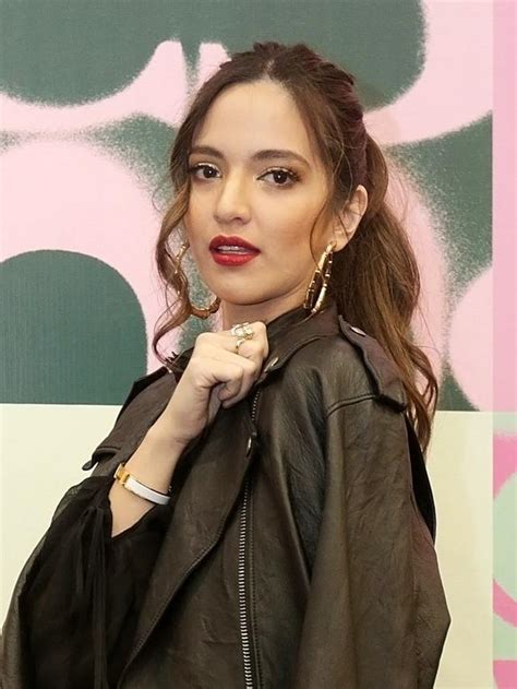 Uang bulanan nia ramadhani dari ardi bakrie disinggung. 6 Potret Seksi Nia Ramadhani yang Bikin Heboh - ShowBiz ...