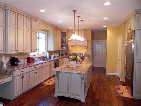 Classic French Country Kitchen Cabinets By Graber