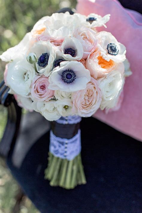 Ranunculus Rose Anemone Bouquet Pink White Black Wedding Photo