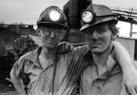 Photographer Ian Beesley Captures Coal Miners In Yorkshires Last
