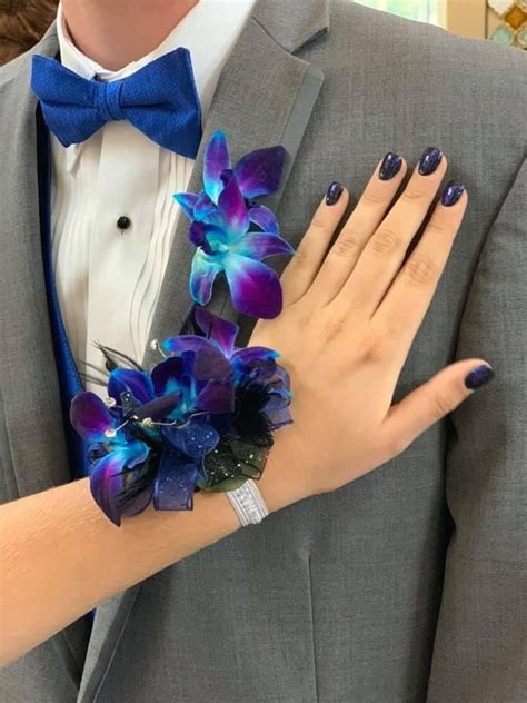 orchid prom corsage and boutonnière modern design in 2020 prom corsage and boutonniere