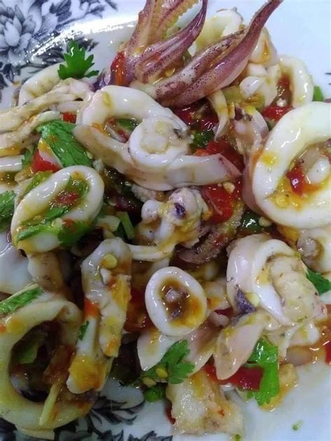 Hello,welcome to my cooking vlog channel.i share simple recipes because i believe cooking should be simple and easy.bigbitechannel video presents a recipe. Sotong Masam Manis Ala Thai Pedas Berapi. Menu Simple ...
