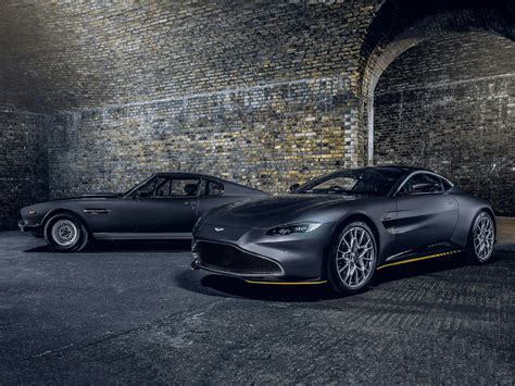 007 Edition Aston Martin V8 Vantage And Dbs Superleggera Revealed Carwow