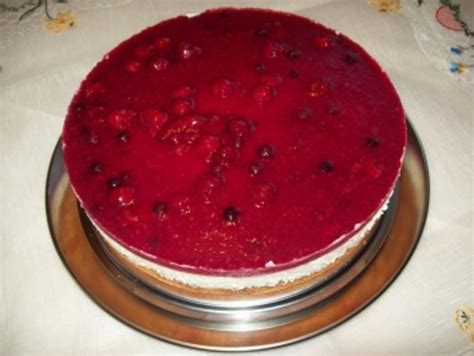 Wenn es schnell gehen soll du kannst auch 500 g fertige rote grütze aus dem kühlregal verwenden. Rote Grütze Torte - Rezept mit Bild - kochbar.de