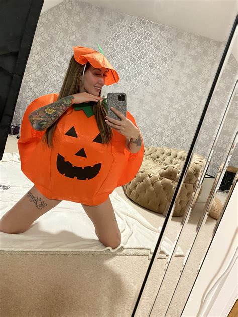 Tw Pornstars 2 Pic Elouise Please Twitter Sexy Halloween Costume Nailed It 😆 726 Pm 5