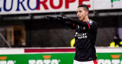 Join facebook to connect with mauro schmid and others you may know. PSV moet het voorlopig stellen zonder Mauro Júnior | PSV ...
