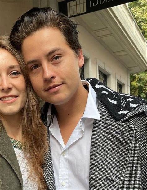 Pin By Misty Benjamin On Sprouses With Fans Friends In Cole Sprouse Cole Fashion
