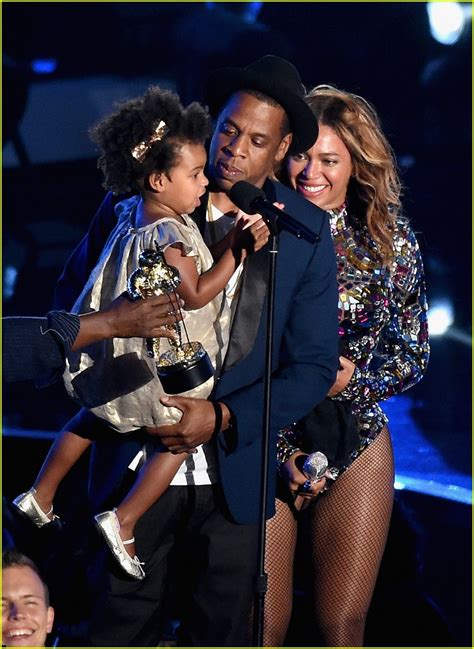 Beyonce And Jay Z S Daughter Blue Ivy Is So Excited To Be A Big Sister To Twins Photo 3851434