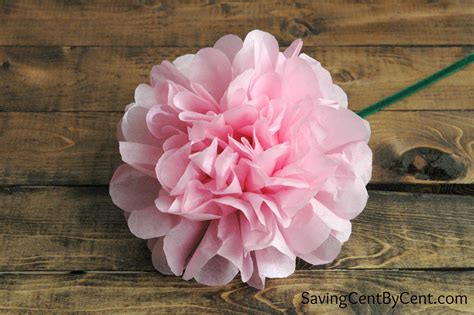 This is your ultimate guide to making, hanging, and decorating with tissue paper flowers! How to Make Tissue Paper Flowers Video Tutorial - Saving ...