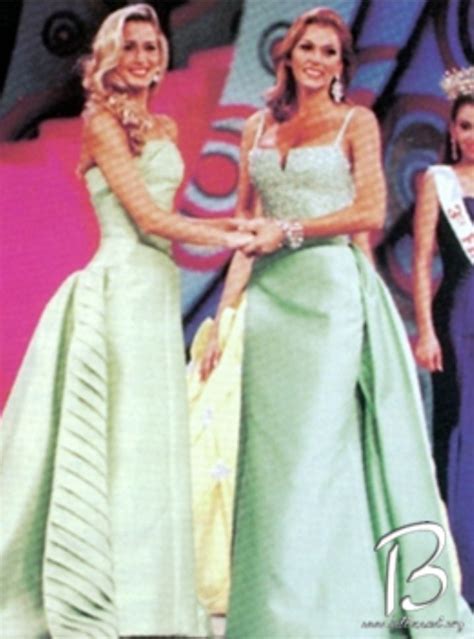 Miss Nueva Esparta Anna Cepinska Y Miss Carabobo Marena Bencomo Las