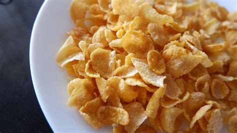 Interesting And Quick Snacks You Can Make With Cornflakes