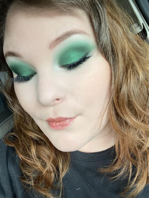 green smokey eye r makeupaddiction