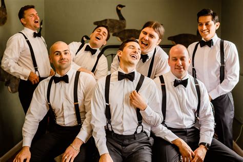 Fun Recreate The Typical Bridesmaid Pose Idea For Groom And Groomsmen