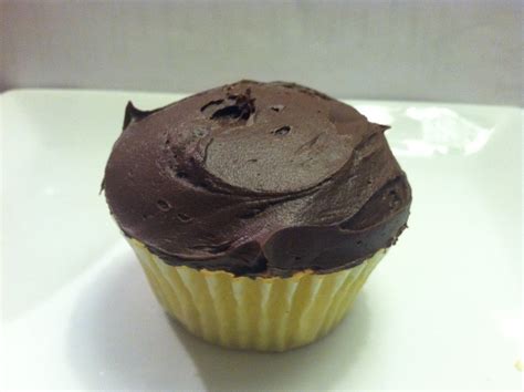Really good canolli of modern pastry shop. Teach Me How To Cookie: Dark Chocolate Boston Creme Cupcakes