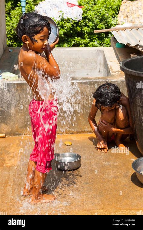 Children Shower Myanmar Myanmar Stock Photo Alamy