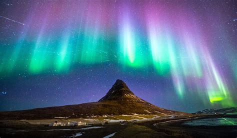 Look At The Stars Northern Lights Visible From Ireland Tonight