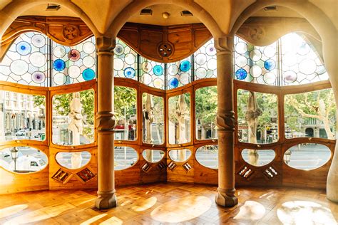 Top Antoni Gaudí Sites In Barcelona And The Best Times To Visit