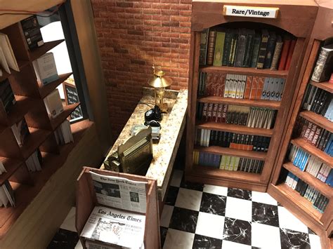 Lilliputian Book Store Jeepers Dollhouse Miniatures