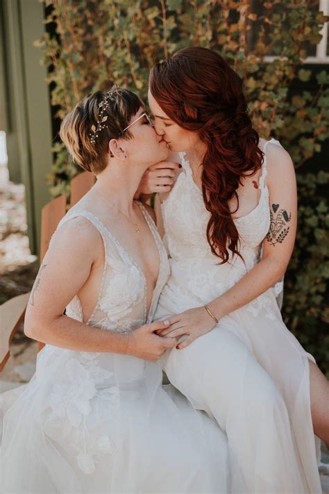 Best Sapphics In The World On Twitter Lesbian Bride Lesbian Wedding