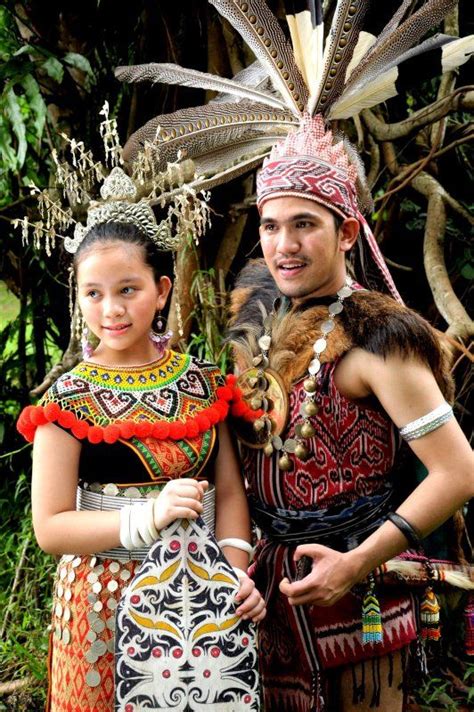 Ngepan Indu And Laki Iban Sea Dayakdyak Of Borneo Men And Women