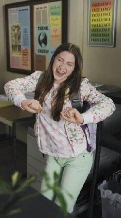 Sue Hecks Happy Dance The Middle The Middle Tv Happy Dance Sitcom
