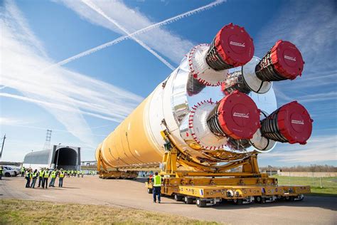 Nasa Orders 18 More Rs 25 Engines For Sls Moon Rocket At 179 Billion Americaspace
