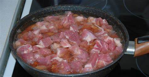 Свинина в светлом пиве на сковороде - Со Вкусом Картинка - Свинина в светлом пиве на сковороде - Со Вкусом