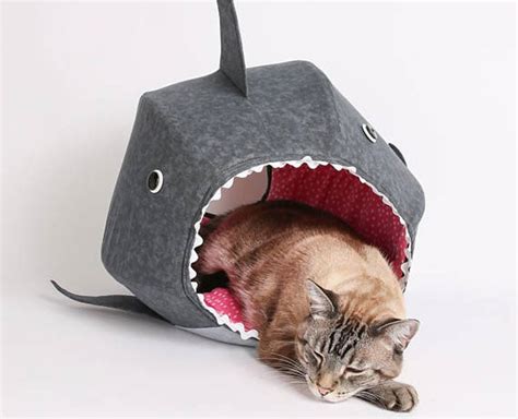 Great White Shark Cat Bed Awesome Stuff 365