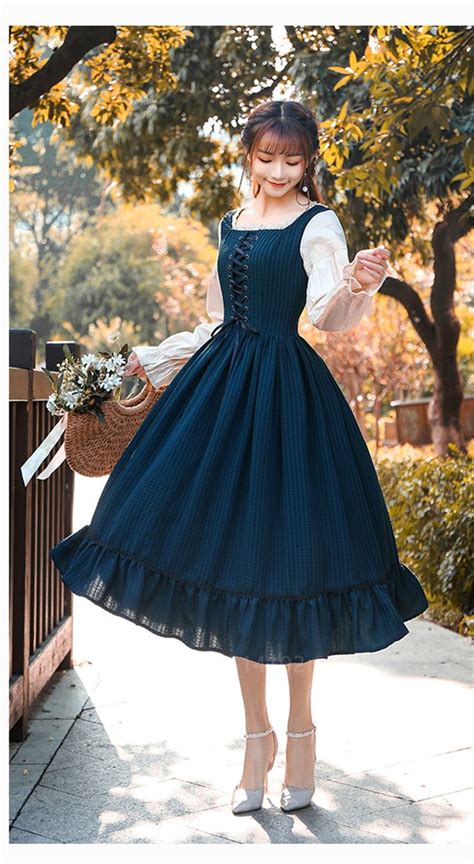 2020 Vintage Women French Style Dresses Medieval Palace Princess