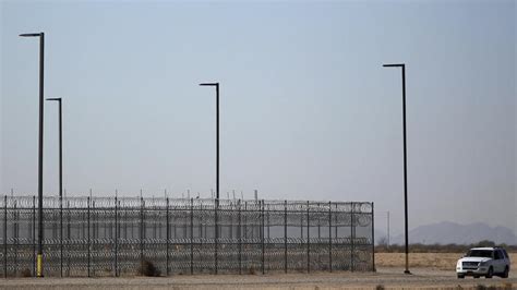 Detainees Sue Private Prison For Forced Labor Lawsuit Says Web Top