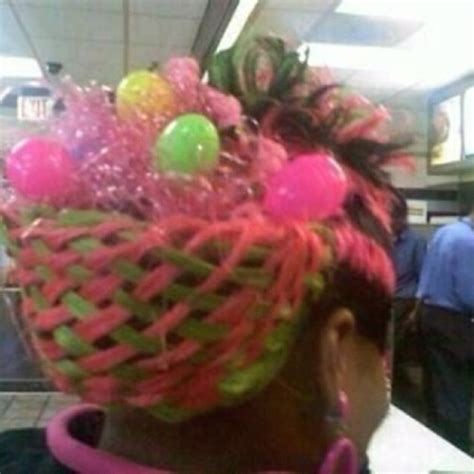 We explore some gorgeous easter long weekend hairstyles and tutorials which you can easily copy for every day of the easter long weekend . Happy Easter! - Poorly Dressed - fashion fail