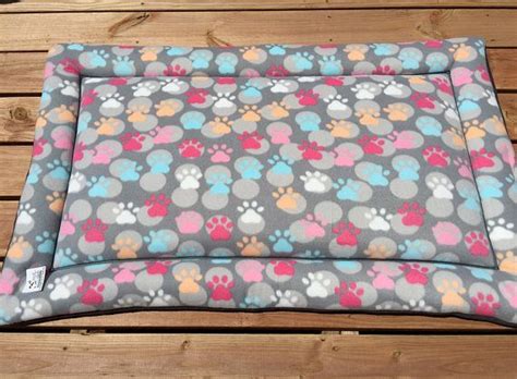 It took less than 24 hours for the dogs that move around a little more. Extra Large Pink Dog Crate Pad with Paw Prints, Washable ...