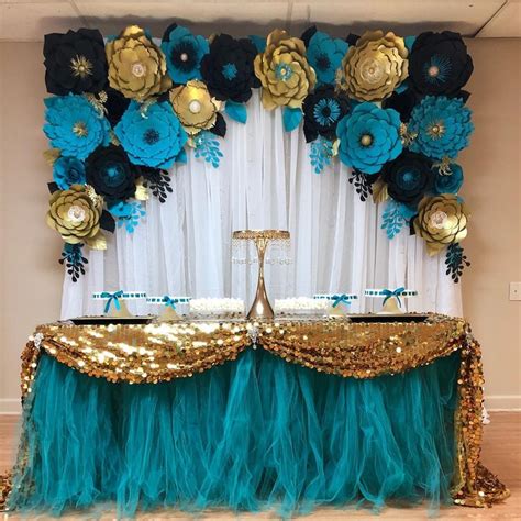 Pin By LeAnna Perry On Party In 2020 Black And Gold Party Decorations