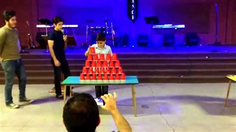 Se trata de un vaso alto y se utiliza para cocteles largos con. Juego torre de vasos un minuto para ganar C.R. La Viña - YouTube