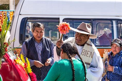 Photo Gallery Cholitas The Indigenous Women Of Bolivia Tales From