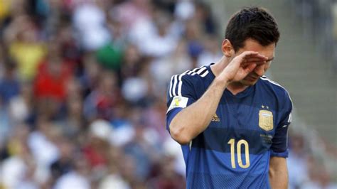 Messi Crying The Sight Of Lionel Messi Crying After Losing The Copa