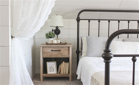Finished on all sides for versatile placement. Farmhouse Nightstand In Bedroom Ideas : Top Bathroom Ideas Collection - Farmhouse Nightstand ...