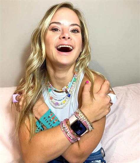 Sofía Jirau 24 Becomes Victorias Secrets First Model With Down Syndrome